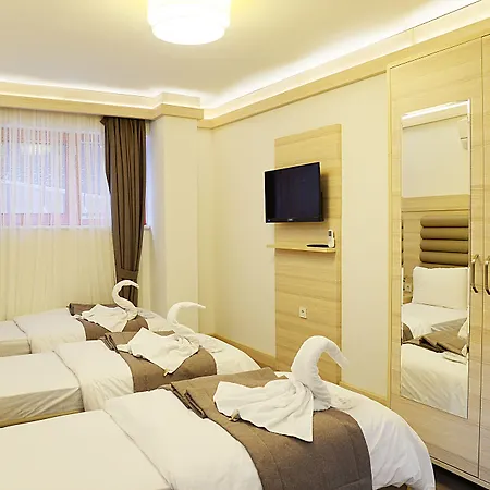Park Royal Alkhaleej Hotel